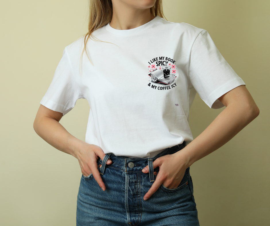 PRE- ORDER - T-SHIRT - LIKE MY SPICY BOOK LATO CUORE