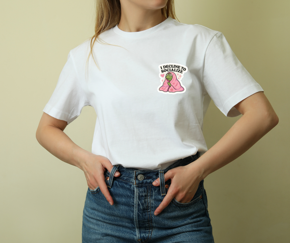 PRE- ORDER - T-SHIRT - I DECLINE TO SOCIALIZE LATO CUORE